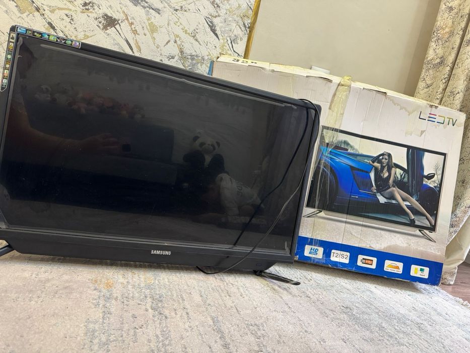 Смарт Телевизор самсунг.