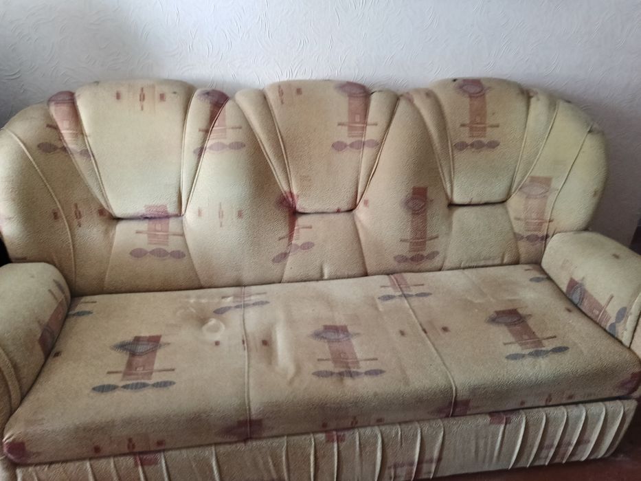 Диван  в хорошем состоянии.