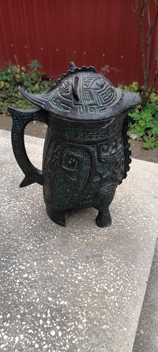 Ceainic din metal neferos