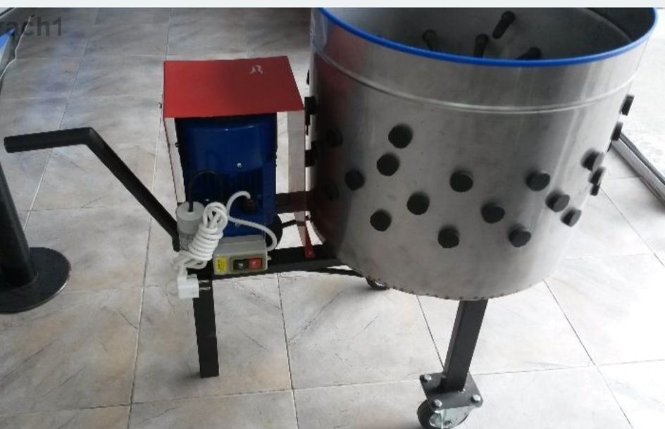 Машини за автоматично оскубване на кокошки,бойлери и пъдпъдъции