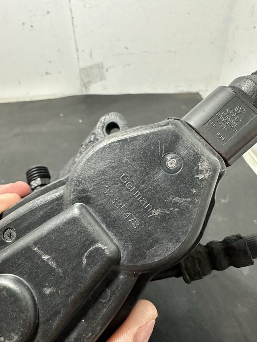 Motoras Etrier frana  dreapta spate Audi A4 B8 Audi a5 8T