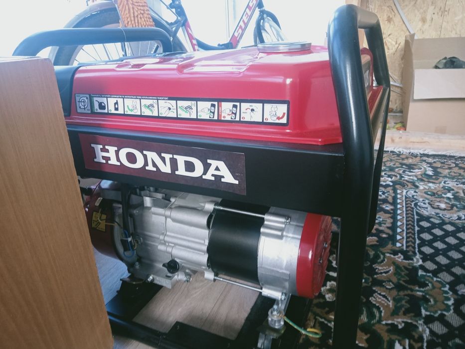 Генератор Хонда 5.8.