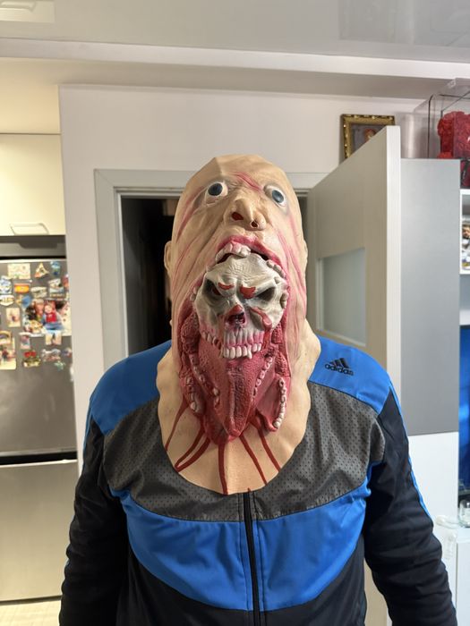 Кукерски маски  гумени маски