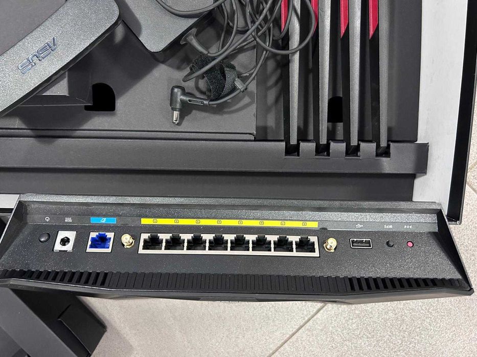 Router Gaming ASUS RT-AC88U AC3100 – ca nou, complet, cutie originală