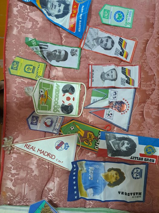 Продам вымпелы футбольные