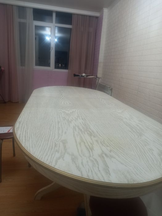 Стол отличном состояние