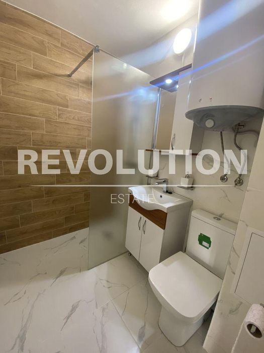 Дава се под наем Тристаен апартамент в Варна, Бриз - 90 кв.м за 750 € - Снимка #5