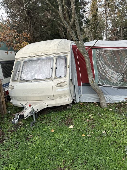 Продавам английска каравана 4 местна Промо цена само до края на януари