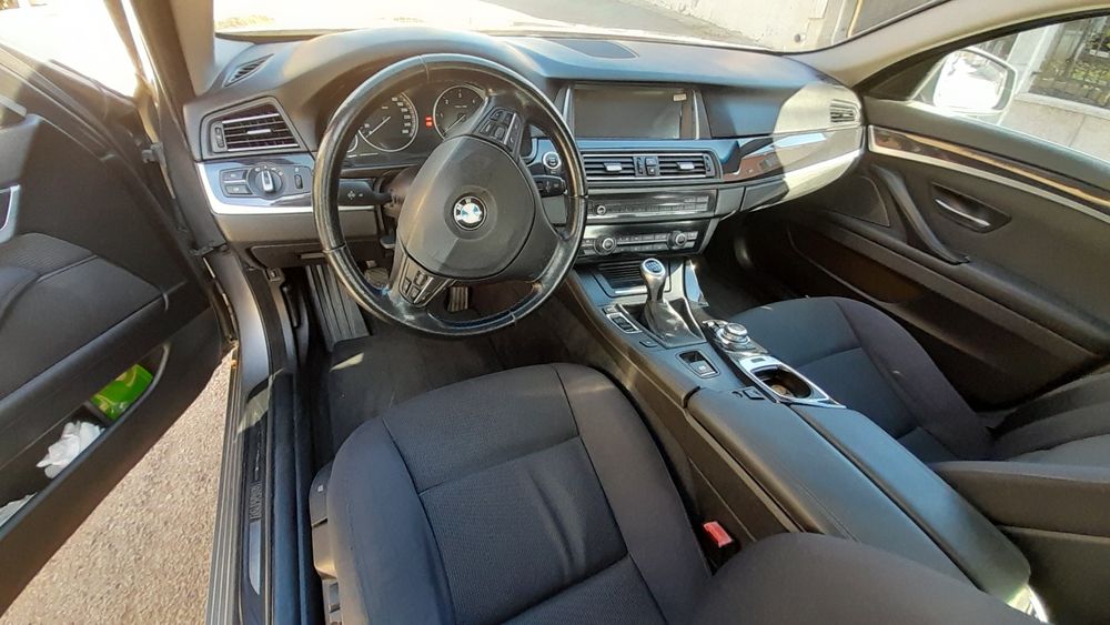 Vând/schimb Bmw f10, an fabricație2013