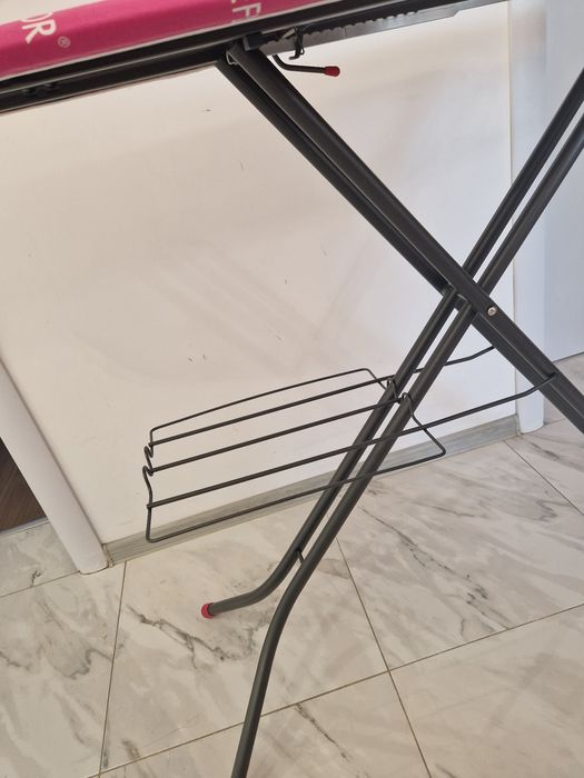 Гладило голямо ново удобно