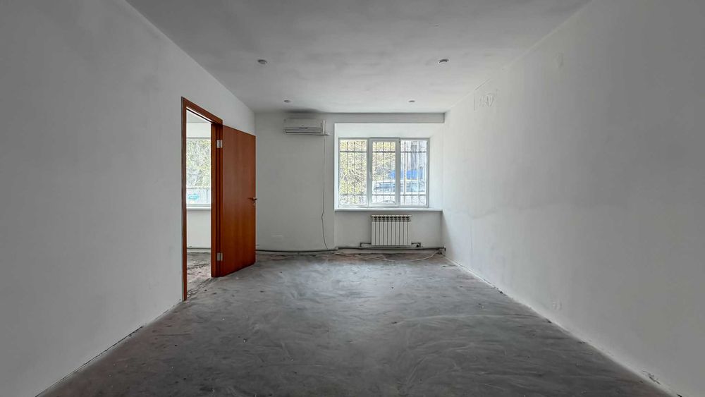 Продаётся коммерческое здание — 911 м²