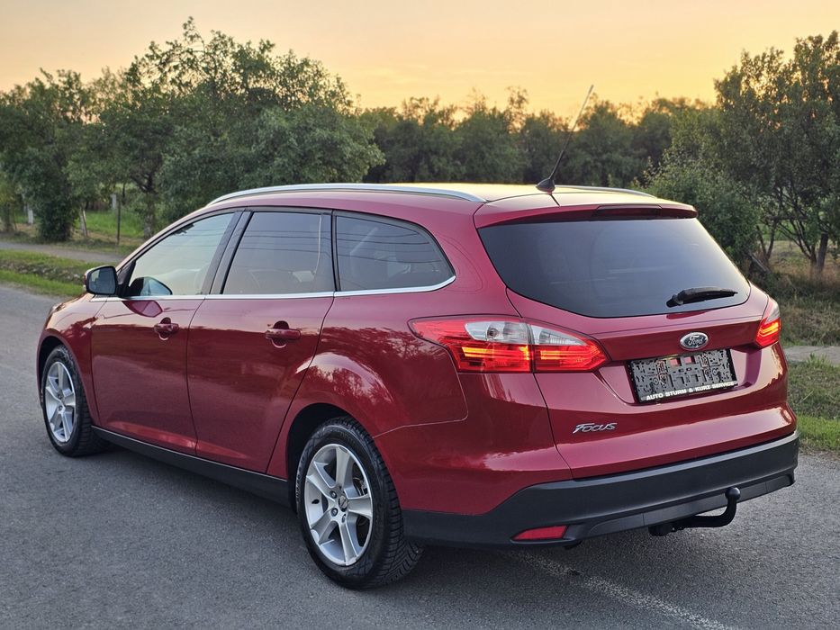 FORD Focus 2011 — imagine 3