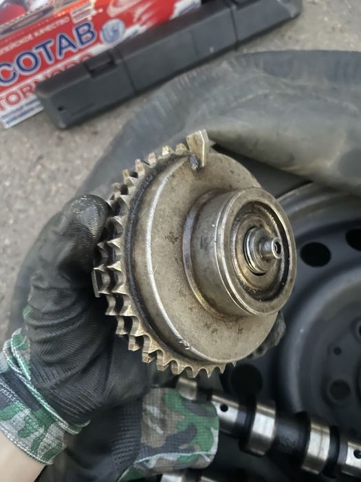 Распредвал мерседес 202, 111 мотор 2.0