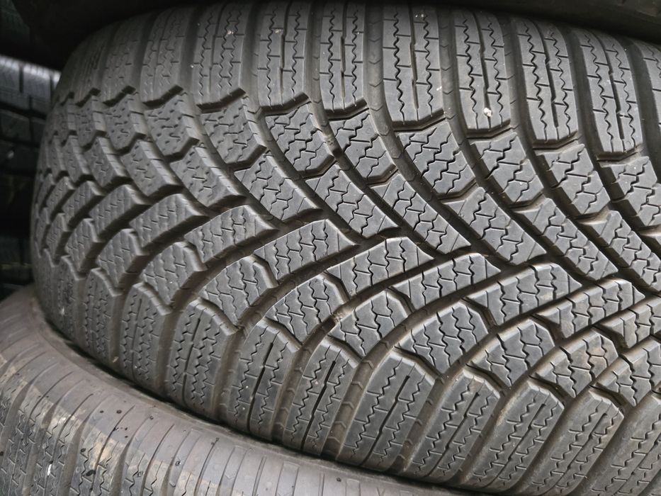 4бр Като нови зимни гуми 215 60 17 - Bridgestone- DOT 2024