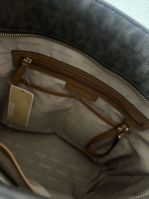 Сумка Michael Kors Hayley