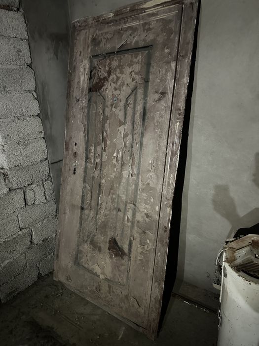 Продам железны двер б/у