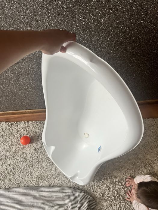 Продается детская кровать и ванночка