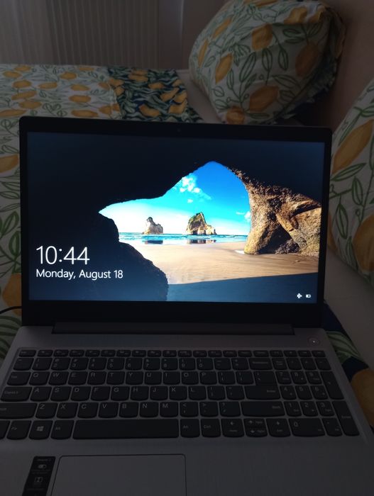 Lenovo IdeaPad 3 defect