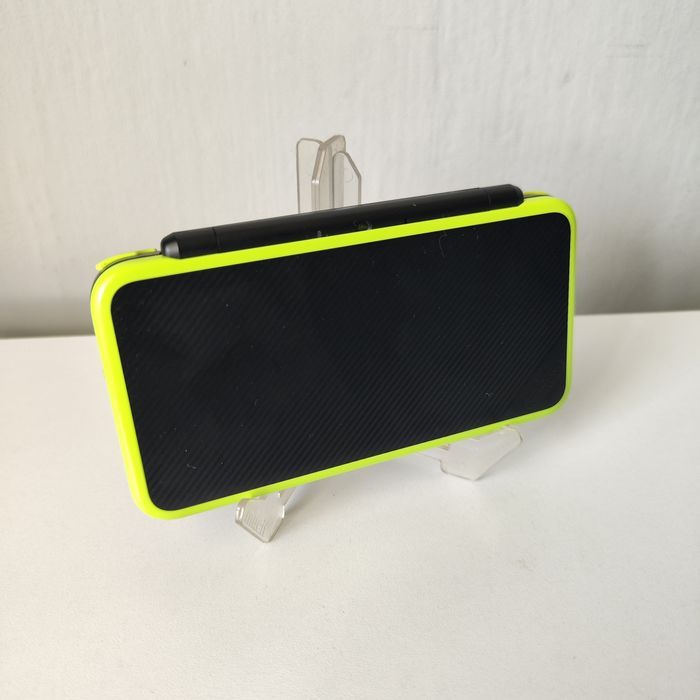 Конзола Nintendo New 2DS XL
