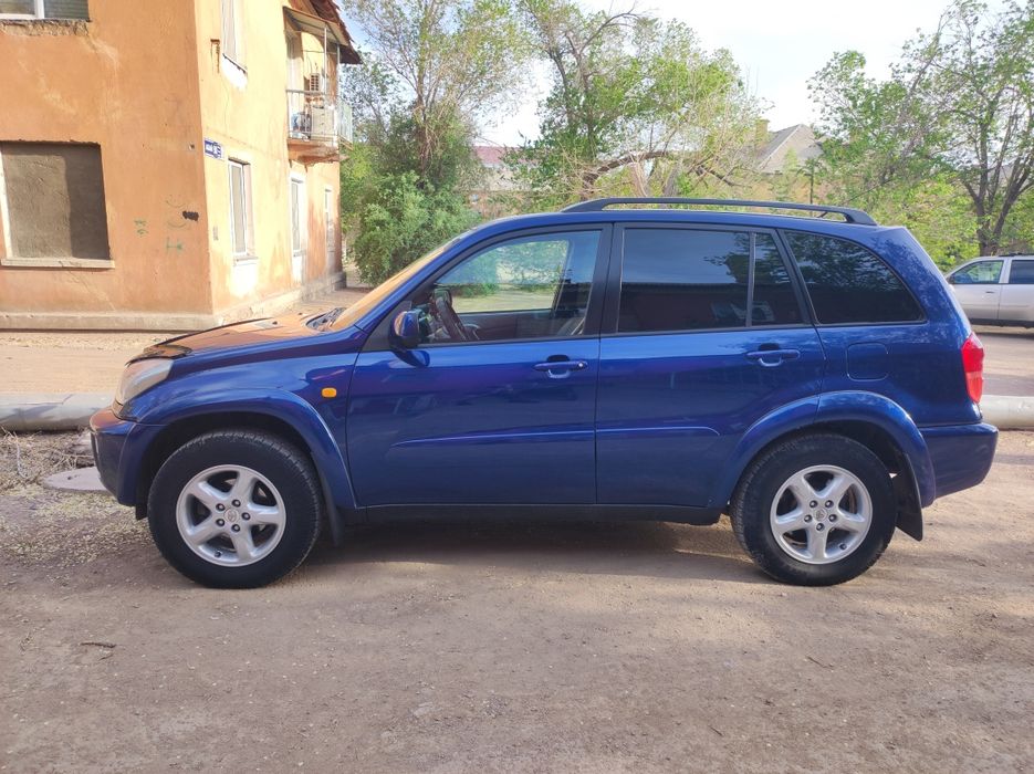 Toyota rav4 2000 механика, объем 2.0.