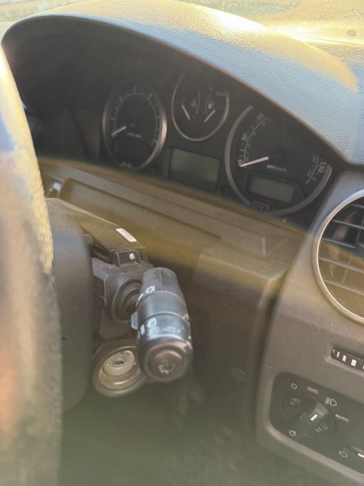 На части Land Rover Discovery 3 2.7 TDV6 190 к.с автоматик перфектен