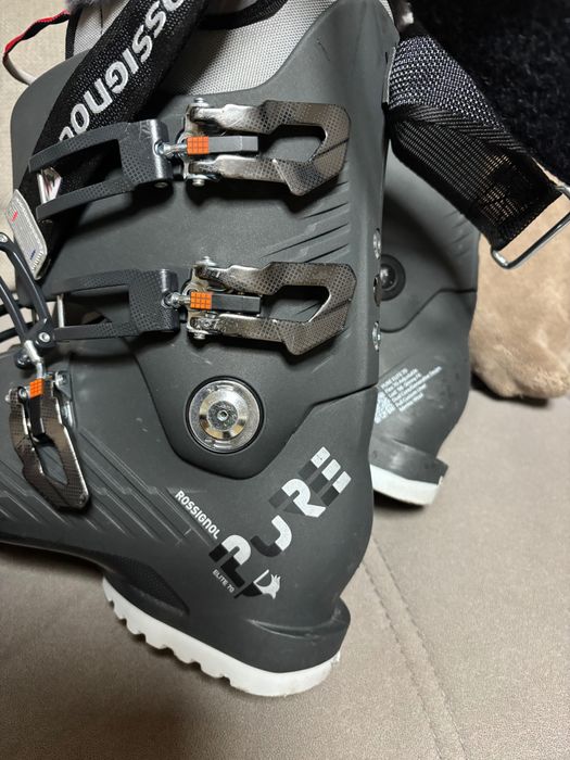 Дамски ски обувки Rossignol