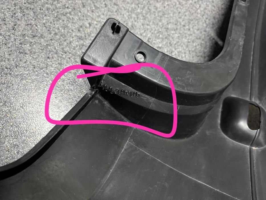 Бампер задний Рено дастер старого образца renault duster