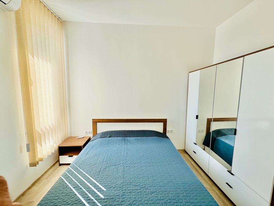 ЧИСТО НОВ обзаведен апартамент с двор и включено паркомясто в цената