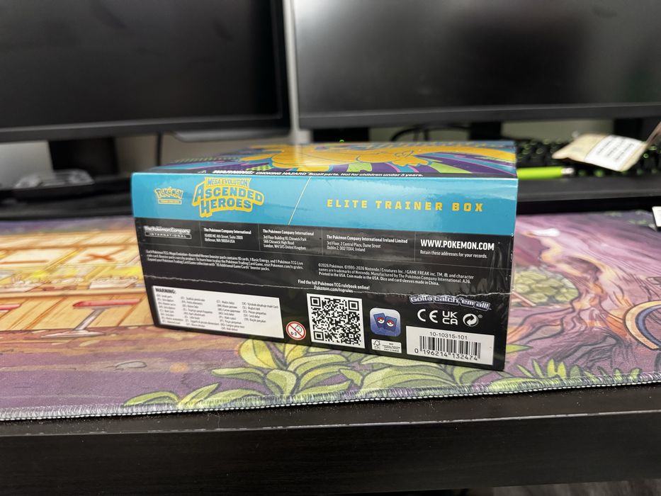 Factory sealed Excelent condition Pokemon Ascended Heroes ETB