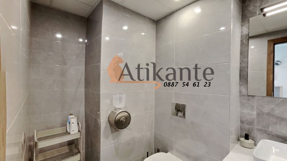 Дава се под наем Офис в София, Център - 183 кв.м за 2372.52 € - Снимка #7