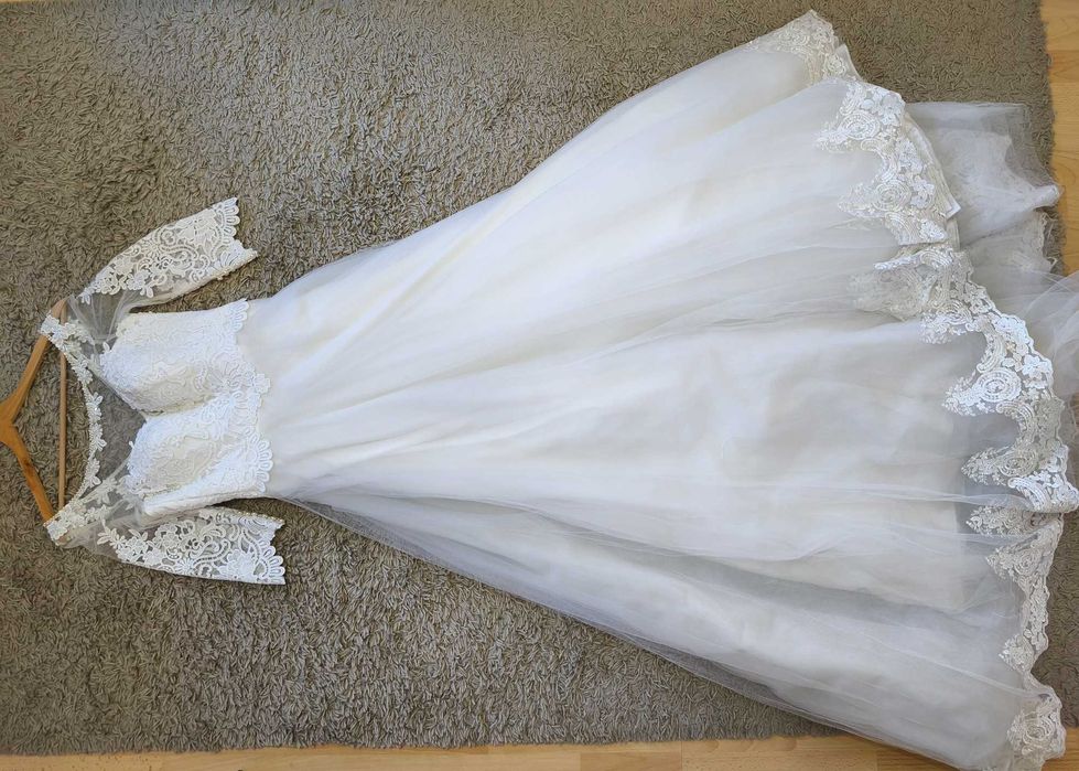 сватбена рокля xs