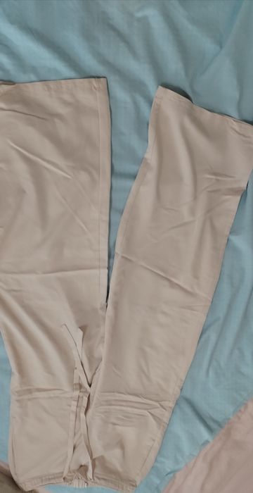 Все одежды по 1-3 тыс  тг