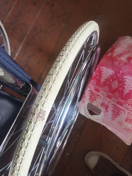 Инвалидная коляска