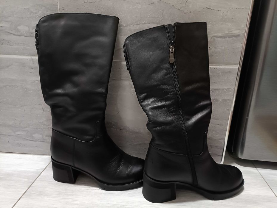 Сапоги кожаные женские б/у