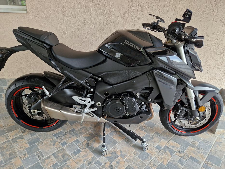 SUZUKI GSXS/M4/An fabricație /10/2024/Schimb cu super-sport