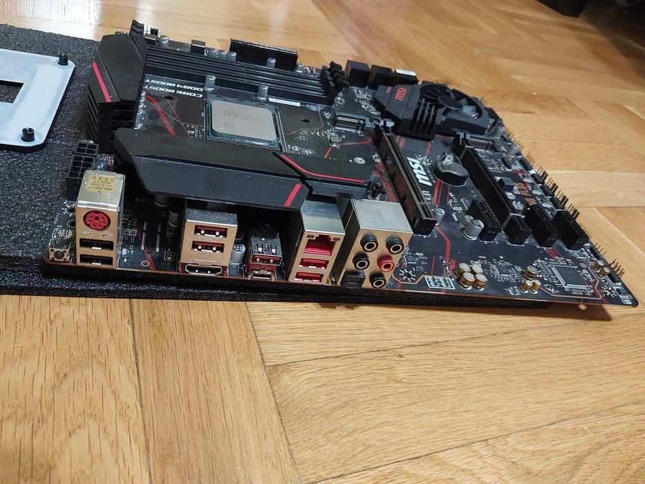 AMD Ryzen 9 3950X + MSI X570 Gaming Plus