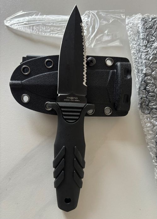 Cutit FOX - 529 AF si Cutit FOX Elementum Dagger FX 647S