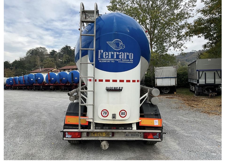 Cimentruc Piacenza  39 metri cubi