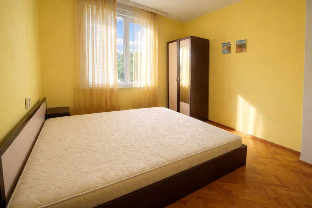 Дава се под наем Двустаен апартамент в София, Гео Милев - 60 кв.м за 459 € - Снимка #1