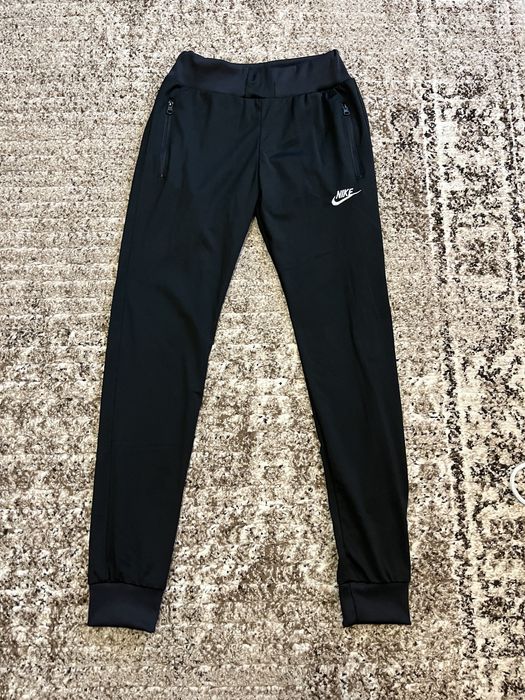 Спортен екип NIKE