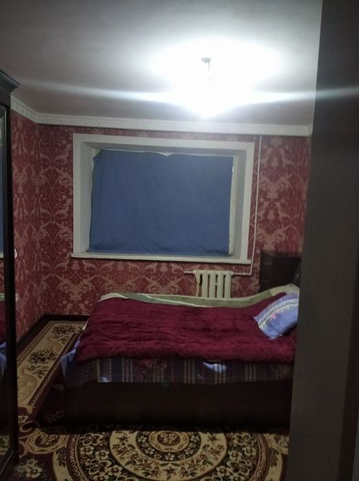 Продается 3 комнатная квартира. Этаж 1.  Радуга.