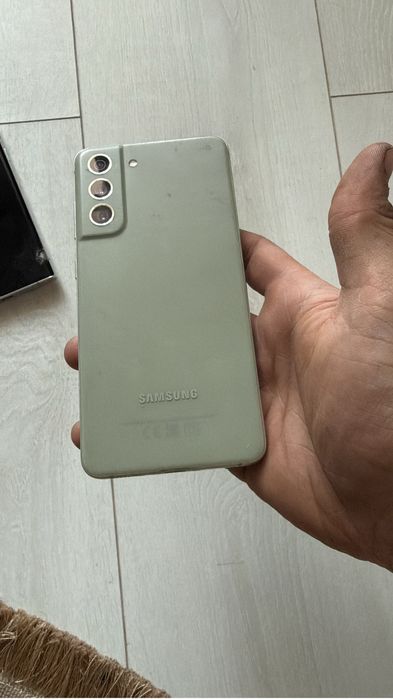 Продам телефоны