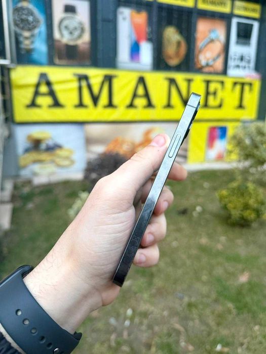 iPhone 13 Pro / 256GB / Graphite