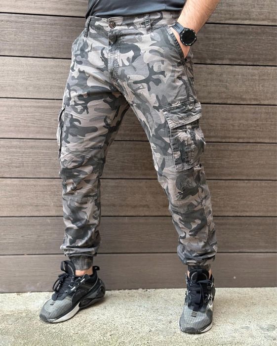 Мъжки камуфлажни карго панталони