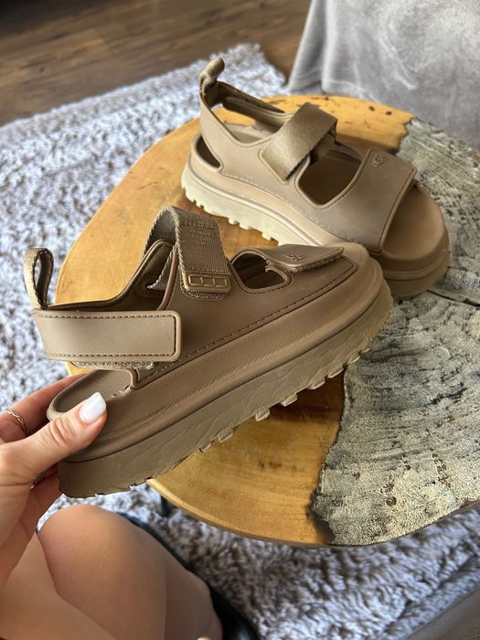 Дамски сандали UGG