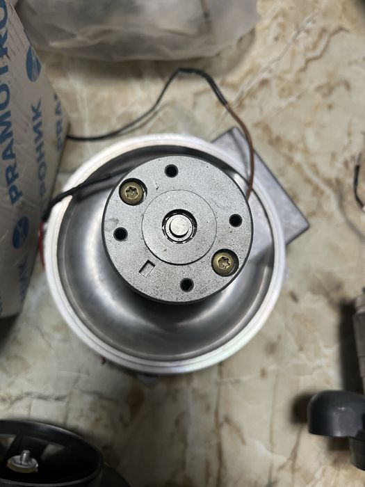 Нагнетатель воздуха на автономку адверс