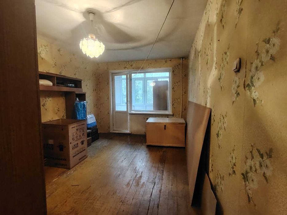 Продам 3х комнатную квартиру, Не угловая,  3/5 этаж , на Экспрессе