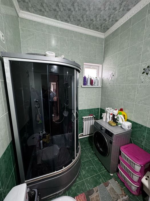 Продаётся дом и времянка