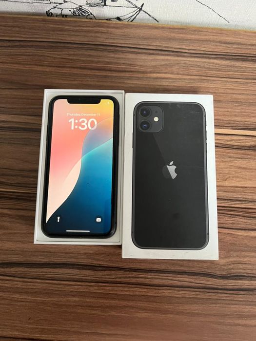 Продам айфон 11