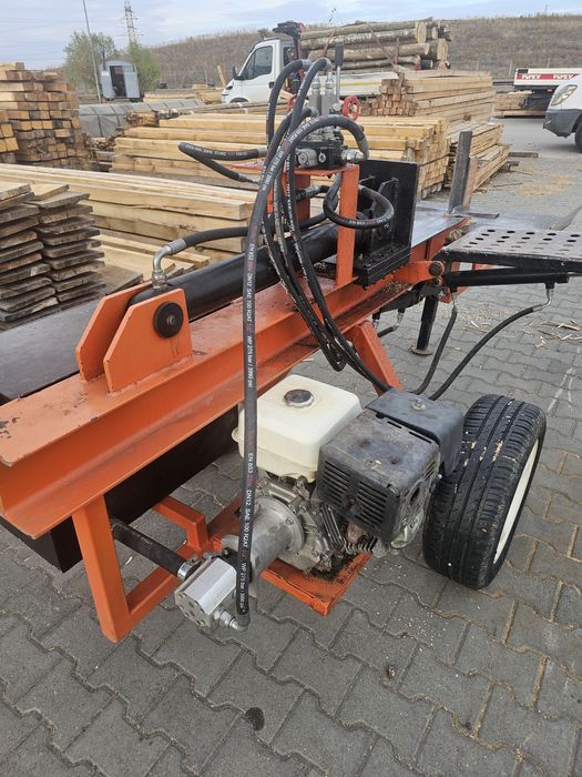 Crepator lemne 26 tone